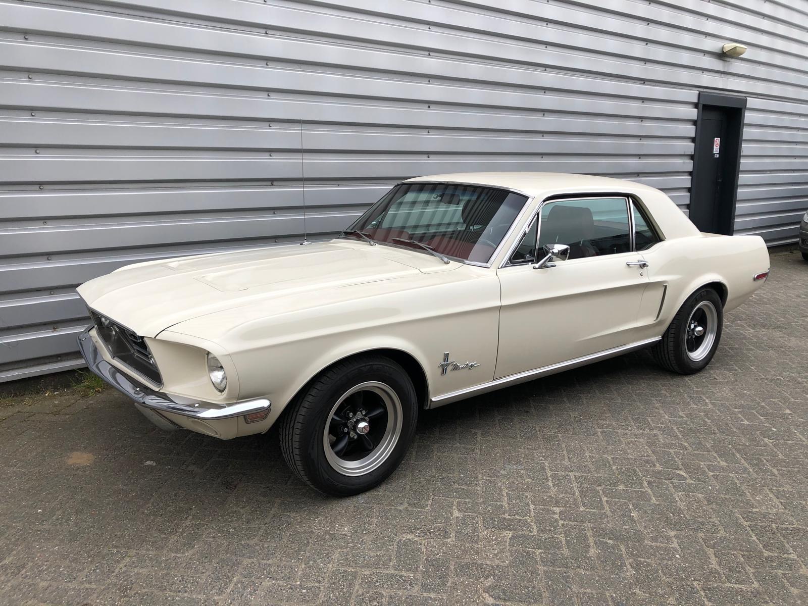 Ford Mustang — klassieker na behandeling